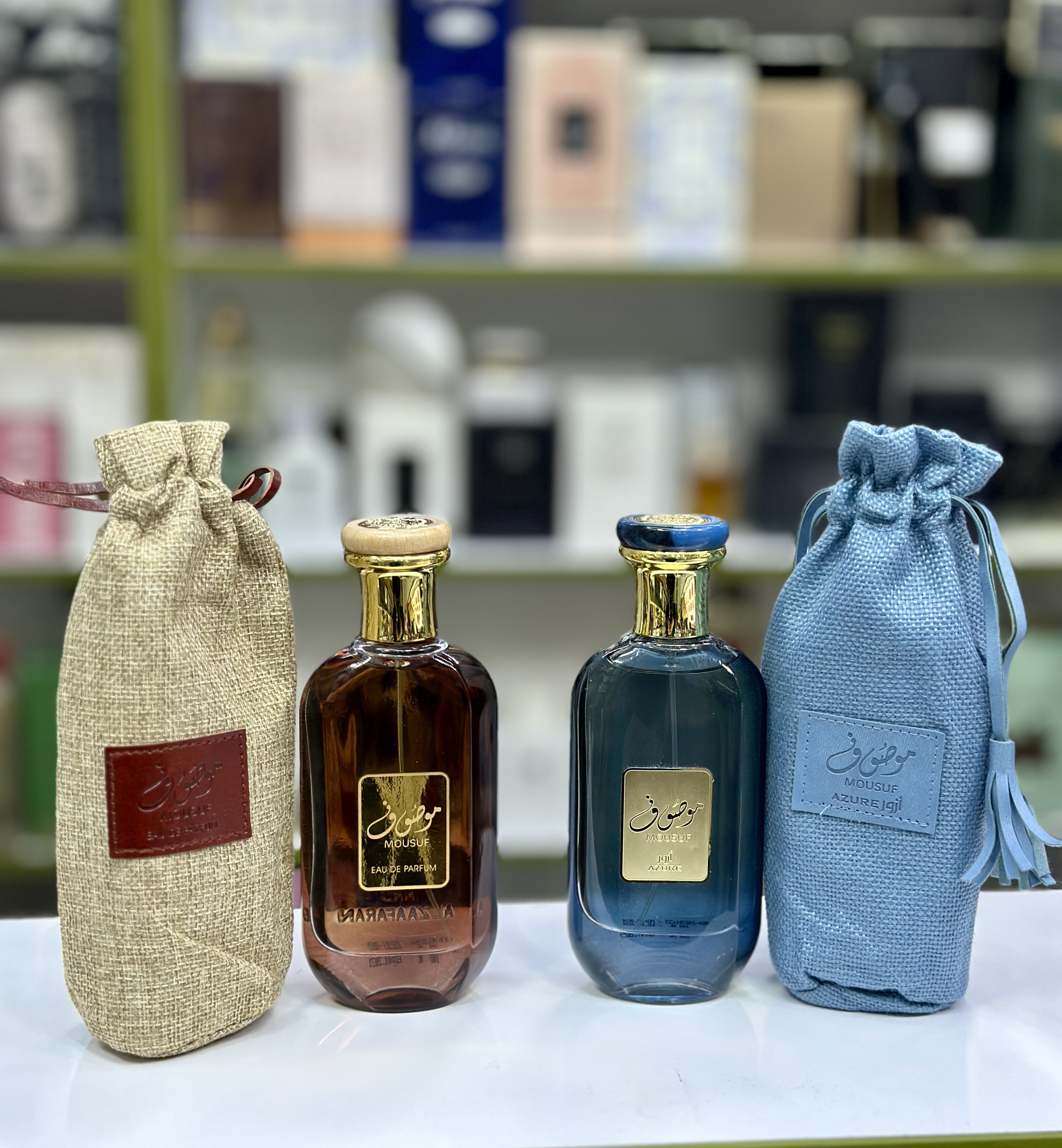 عطر موصوف قهوه ای و آبی ۱۰۰میل
