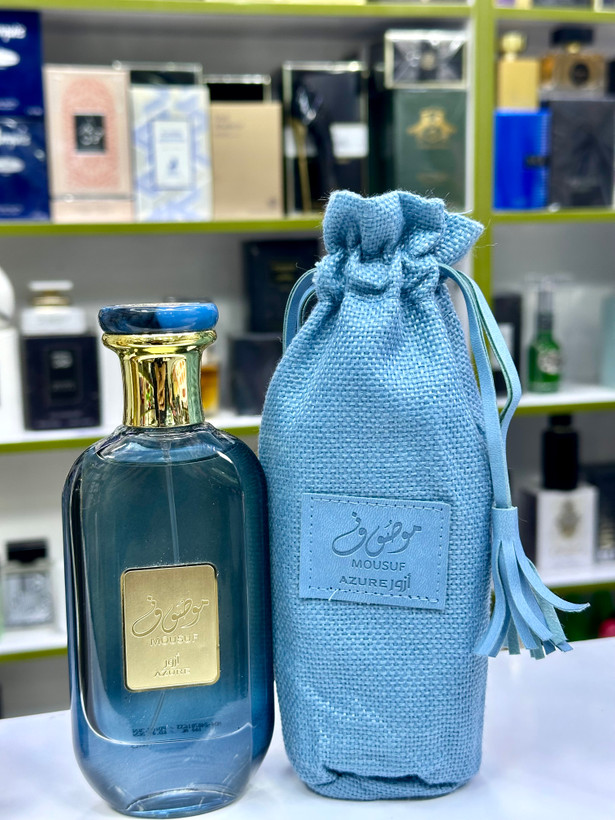 عطر موصوف قهوه ای و آبی ۱۰۰میل
